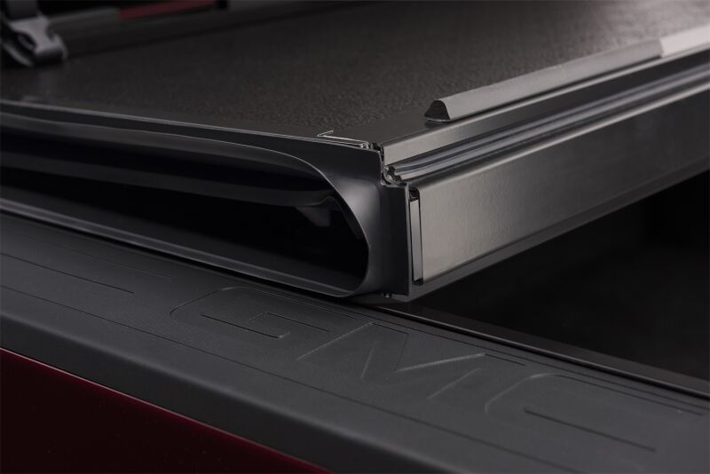 BAKFLIP FIBERMAX - HARD TRI FOLD